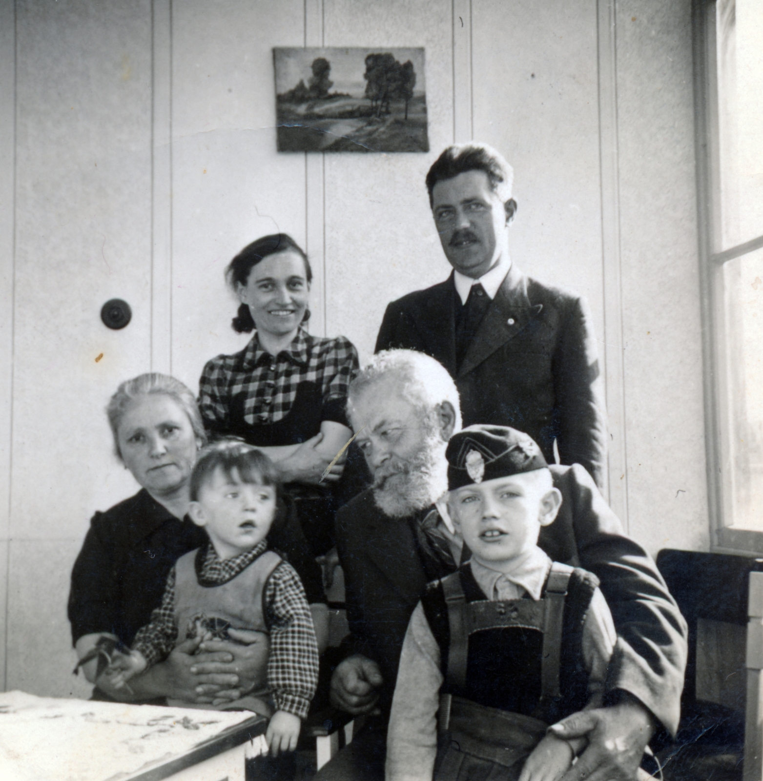 Slovakia, Košice, a felvétel a Jókai utca 1. szám alatti házban készült., 1941, Matthaeidesz Konrád, Fortepan #220882
