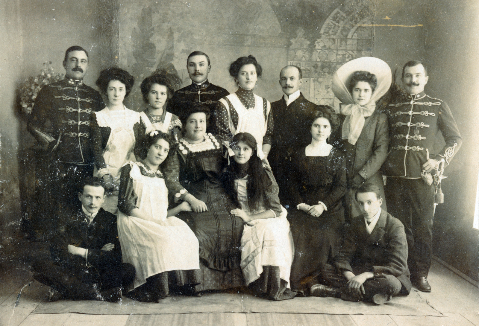 1917, Fekete Bernadette, uniform, family, tableau, Fortepan #221351