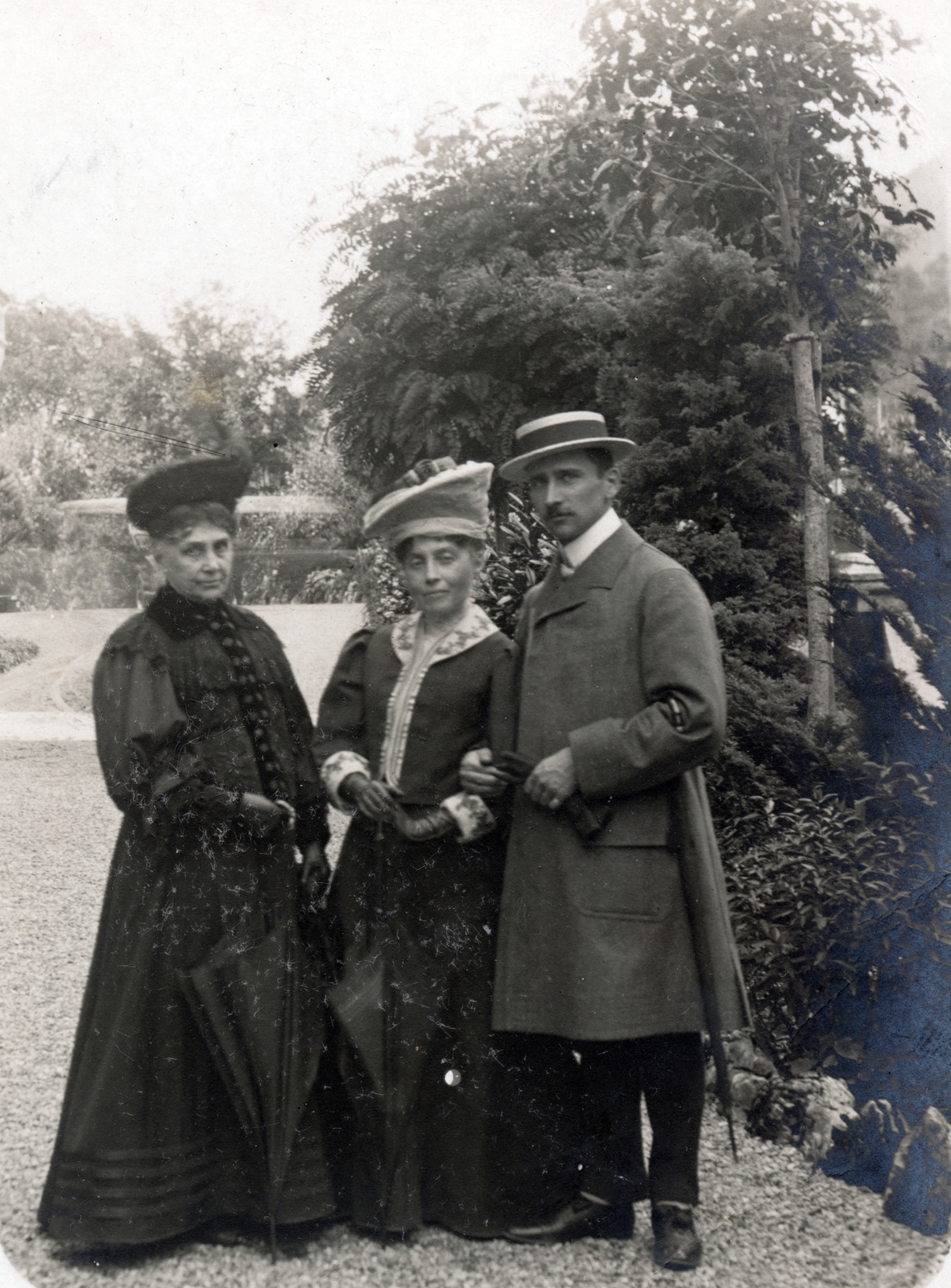 1915, Fekete Bernadette, three people, sunshades, hat, Fortepan #221357