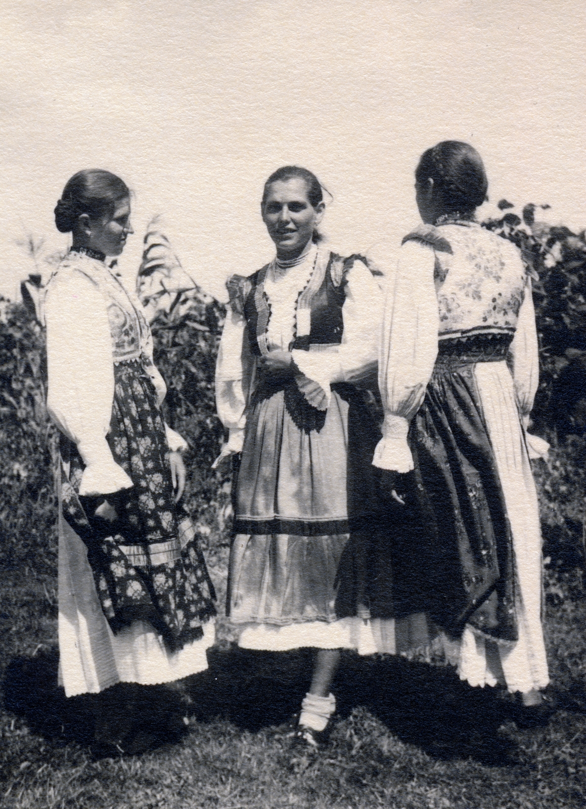 1941, Fábián István, three people, folk costume, Fortepan #221761