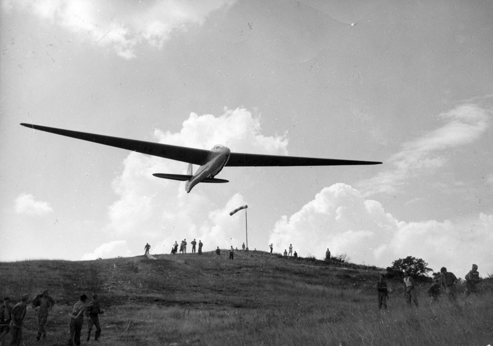 Hungary, Hármashatárhegy Airport, Budapest III., Hármashatár-hegy, gumiköteles starthely., 1951, Nasztanovics Ferenc, sailplane, Budapest, Fortepan #222030