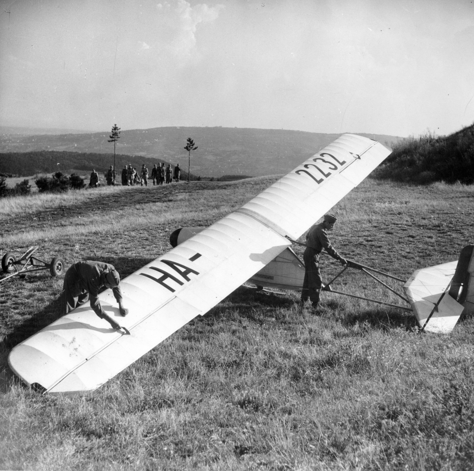 Hungary, Hármashatárhegy Airport, Budapest III., Hármashatár-hegy, Rubik R-07b Vöcsök vitorlázó repülőgép., 1951, Nasztanovics Ferenc, sailplane, Budapest, Fortepan #222068