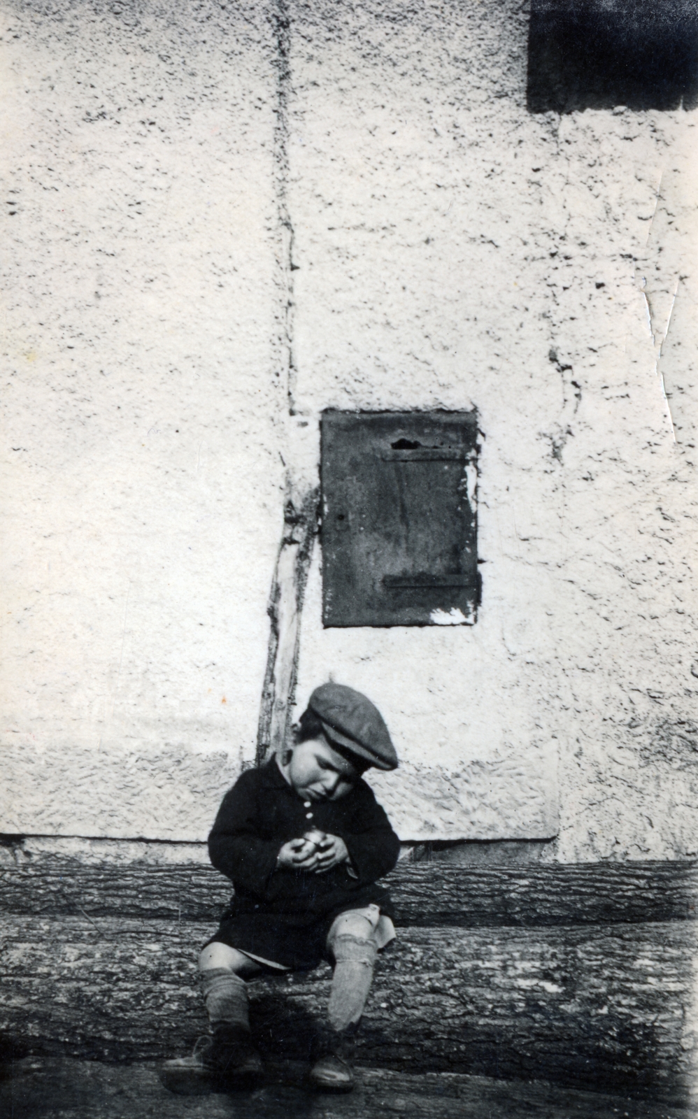 1952, Dőri fotó Kolozsvár, kid, trunk, Fortepan #222226