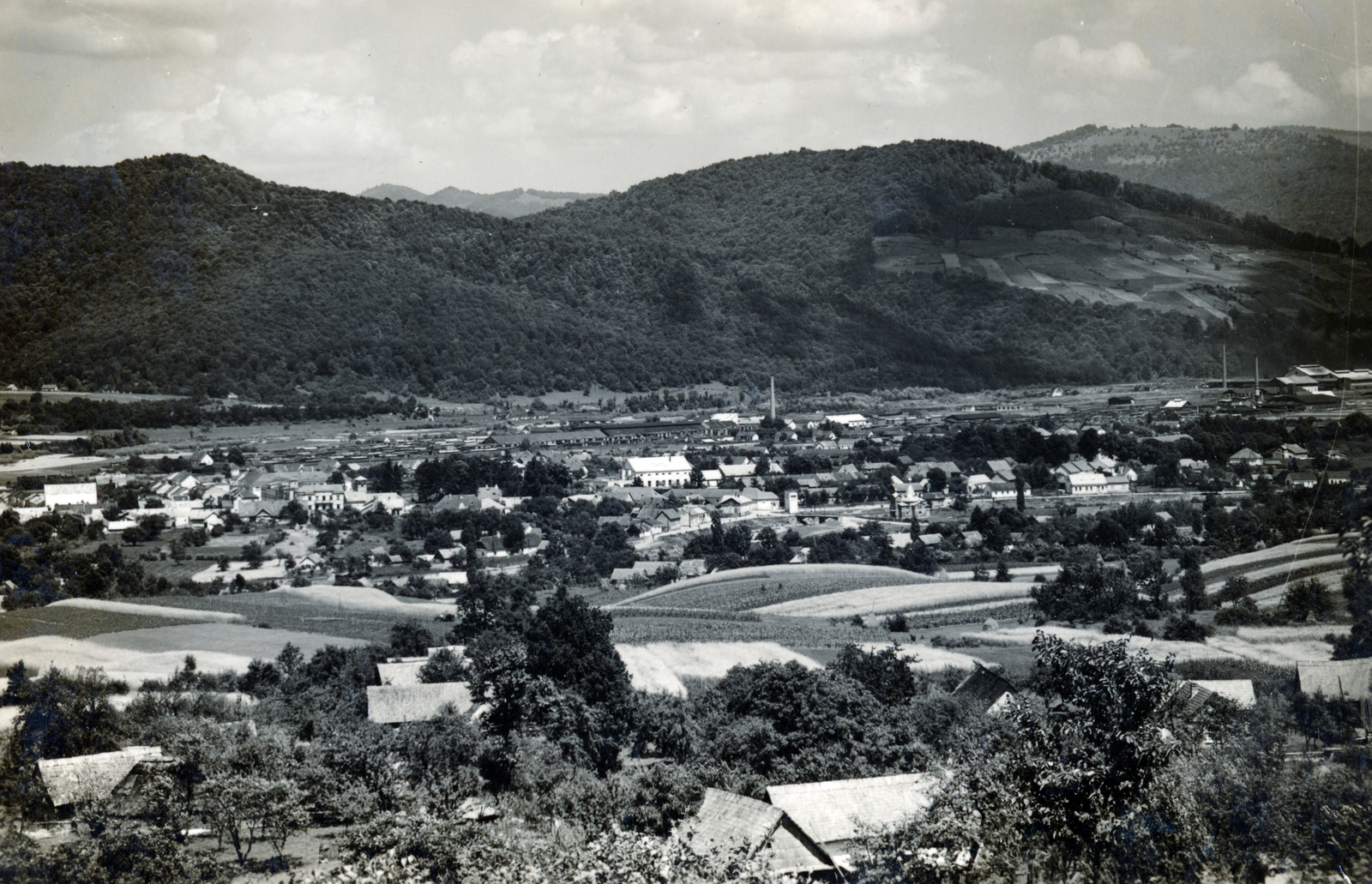 Ukraine,Zakarpattia Oblast, 1939, Székely Pál, hillside, bird's eye view, Fortepan #222314