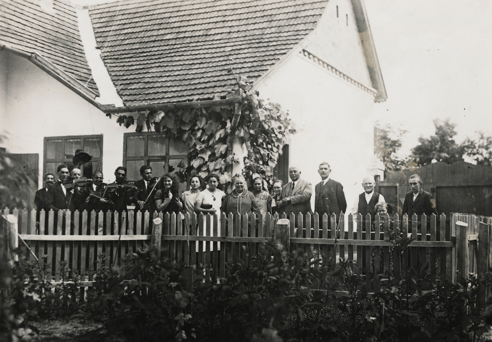 1933, Milkó, band, roof, Fortepan #222561