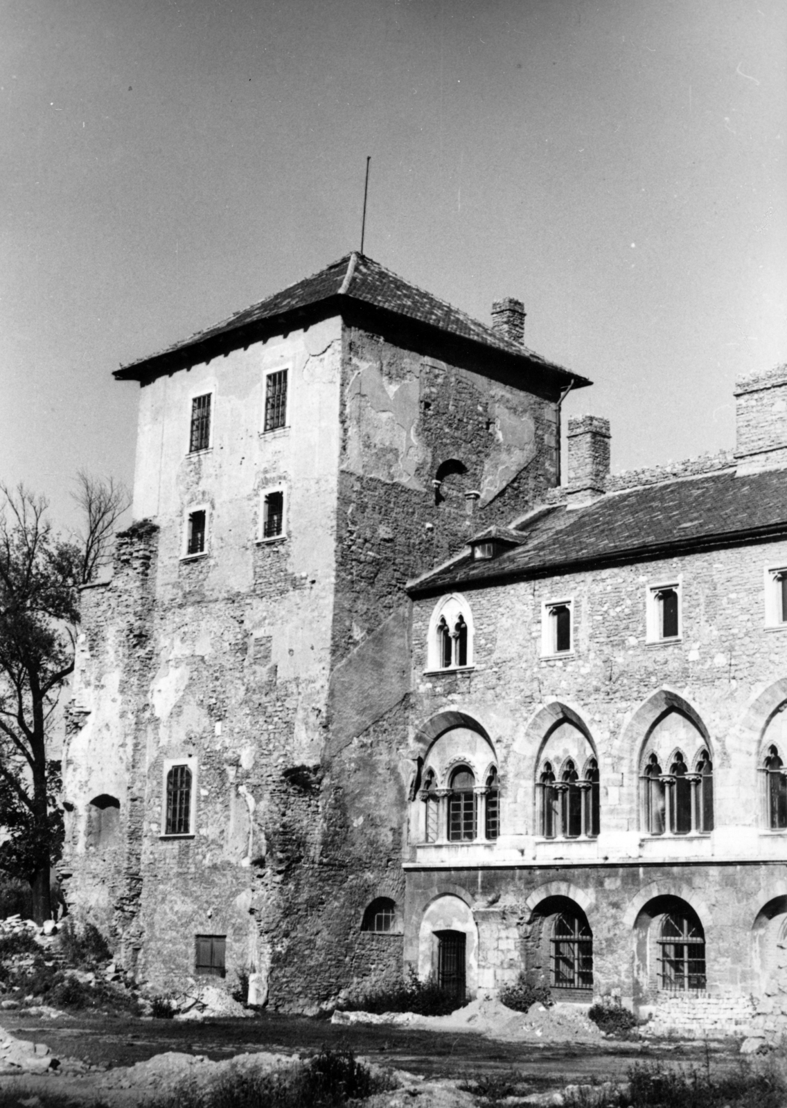 Magyarország, Tata, Vár., 1963, Almássy László, gótika, ablak, Fortepan #223040