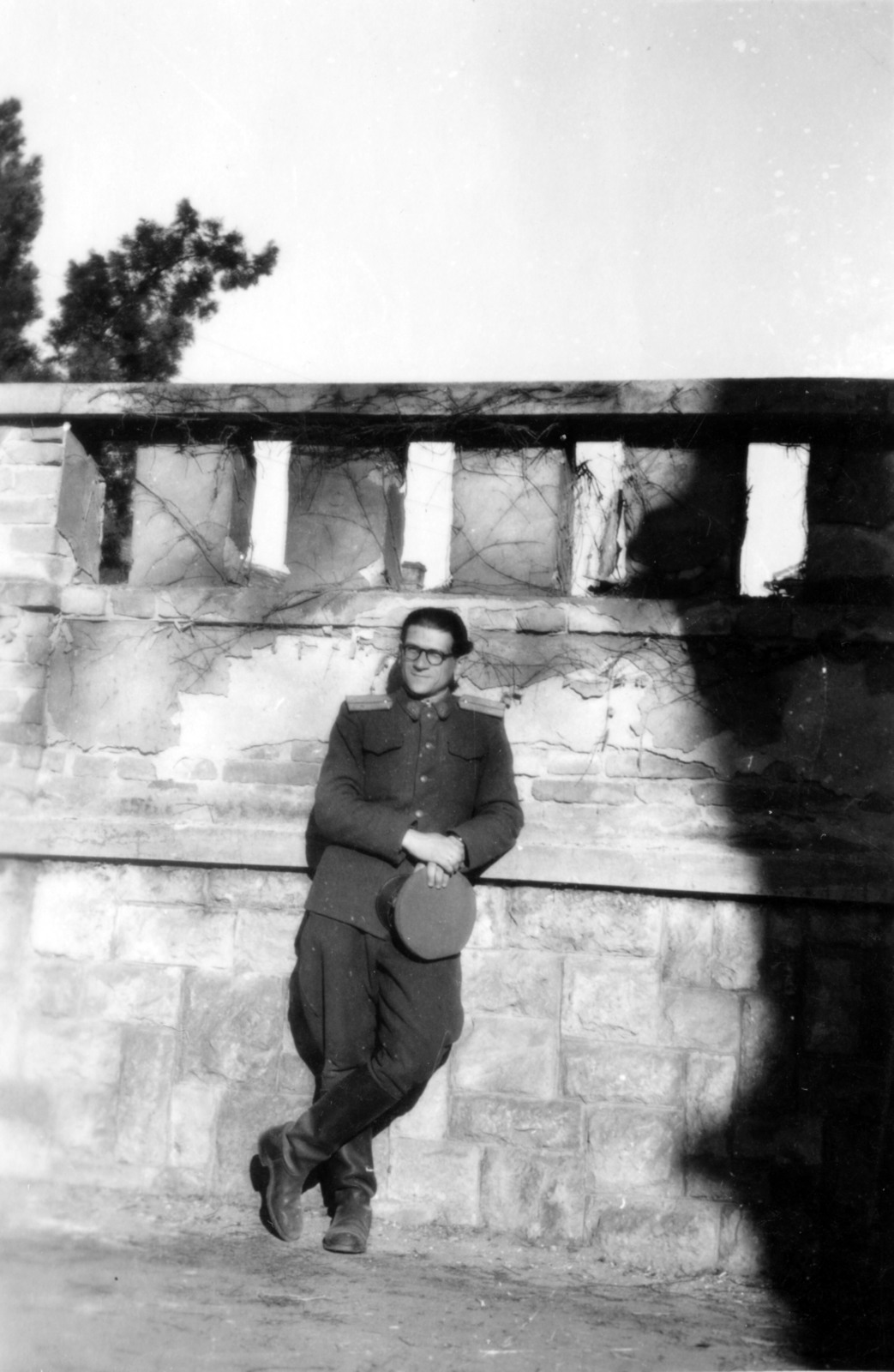 1955, Almássy László, sunshine, glasses, man, uniform, prop up on elbows, Fortepan #223072