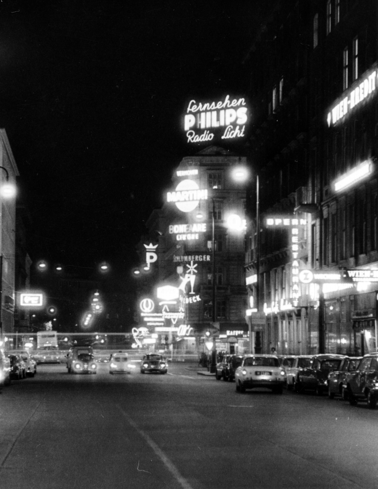 Ausztria, Bécs, az Operngasse az Opernring felé nézve., 1967, Almássy László, neonreklám, Fortepan #223152