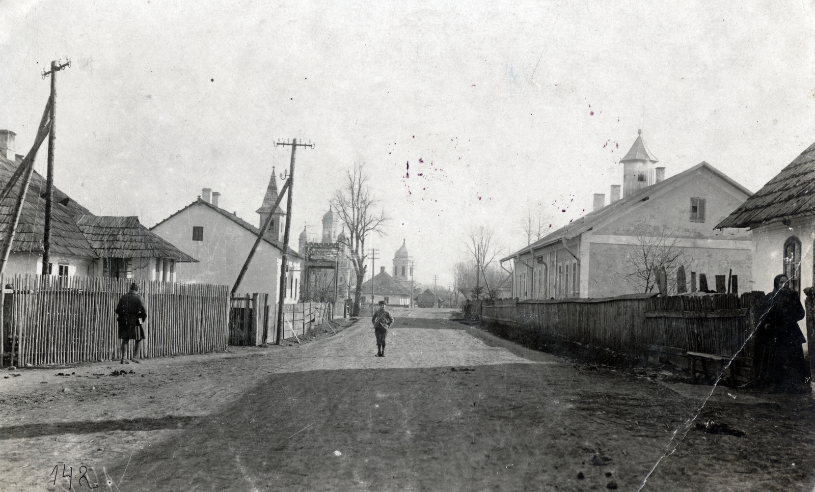 1918, Almássy László, church, dirt road, village, lath fence, Fortepan #223201