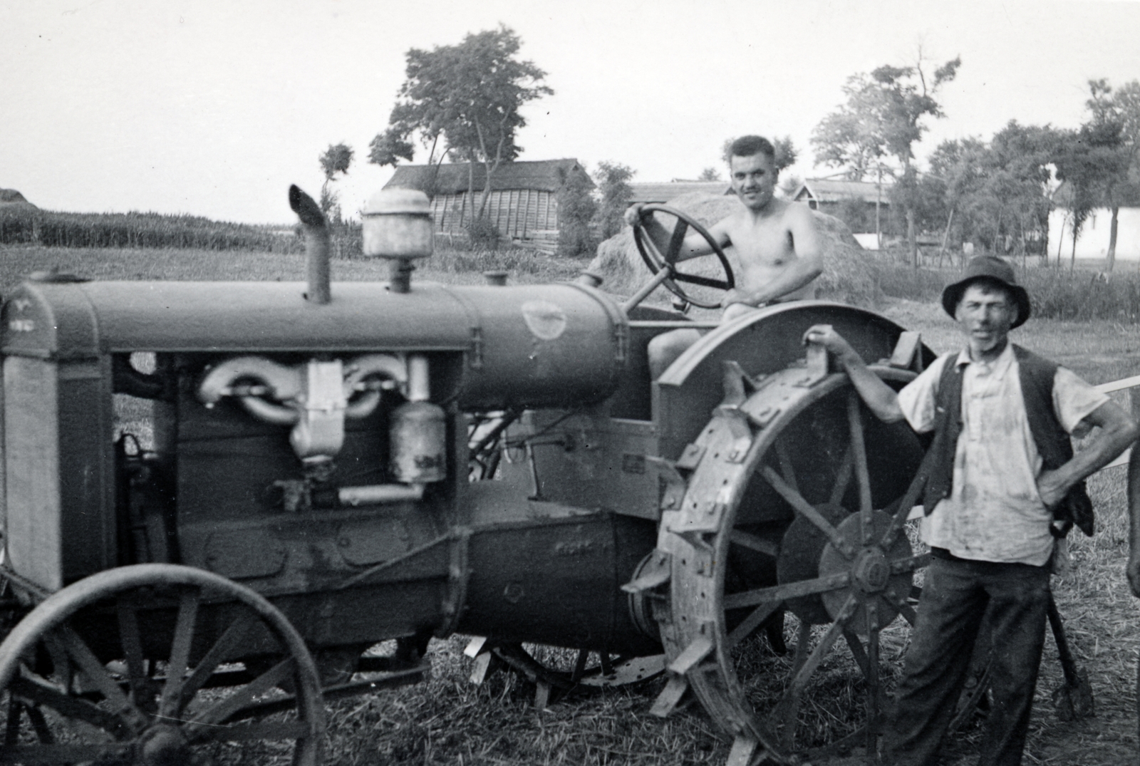 1939, Ábrahám Anna, tractor, Fortepan #223208