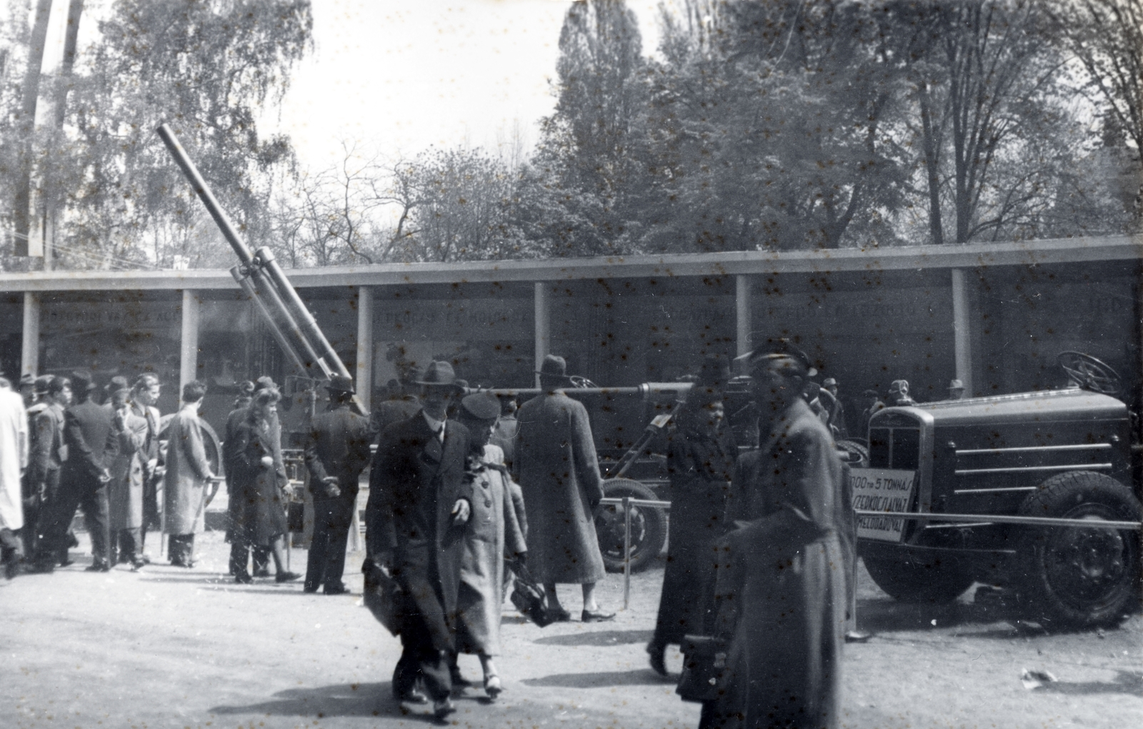 1941, Fortepan/Album064, exhibition, Bofors-brand, Bofors 36M, Anti aircraft cannon, Fortepan #223245