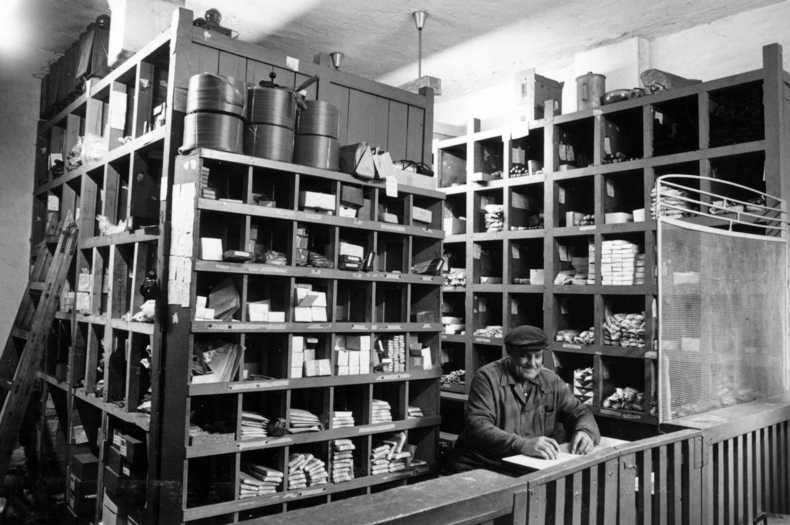 1978, Középületépítő Vállalat - Kreszán Albert - Koczka András - Kemecsei József, warehouse, Fortepan #223700