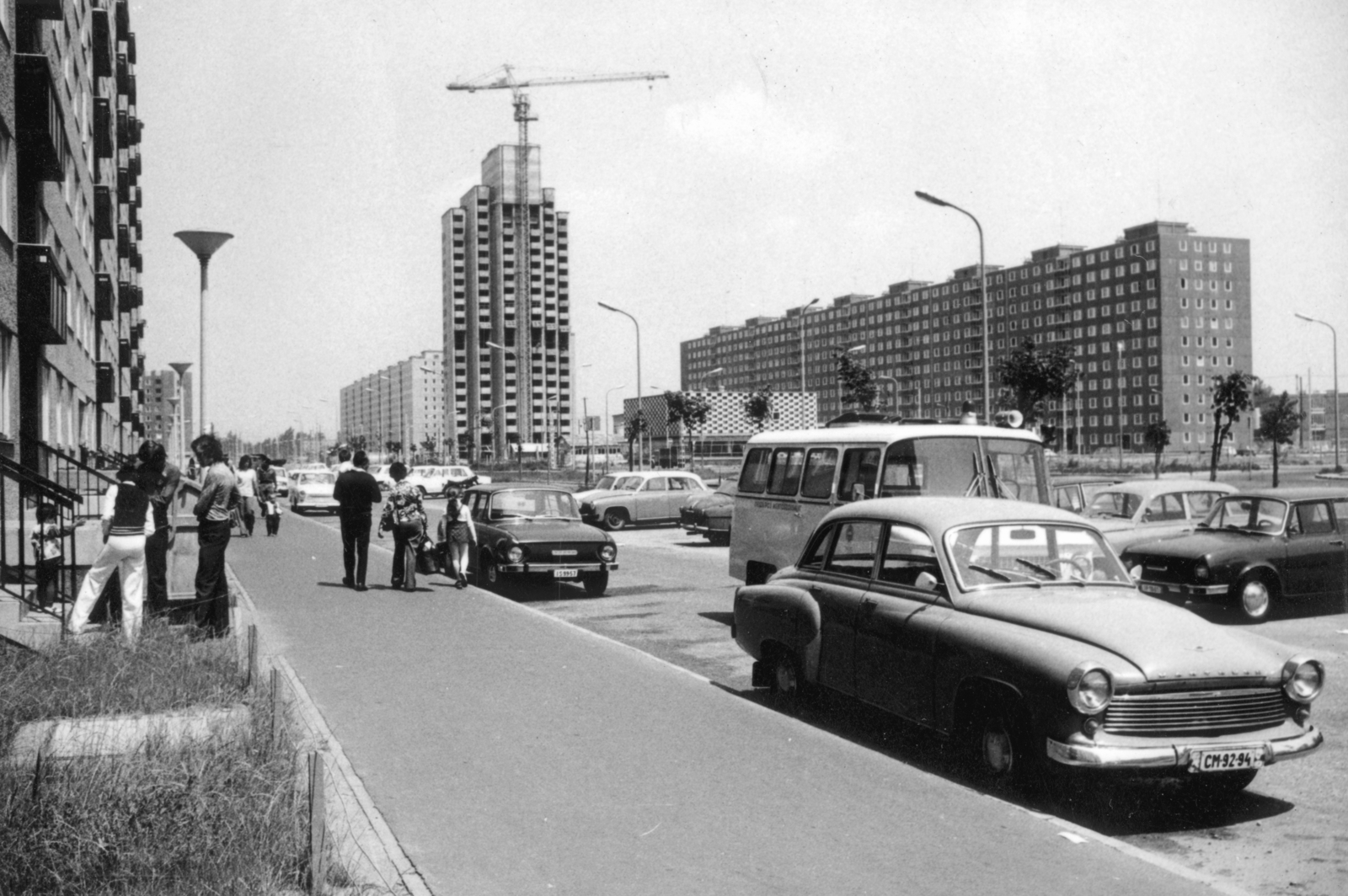 Hungary, Újpalota, Budapest XV., Nyírpalota (Hevesi Gyula) utca, szemben a víztoronyház építkezése., 1974, Középületépítő Vállalat - Kreszán Albert - Koczka András - Kemecsei József, number plate, Budapest, Fortepan #223742