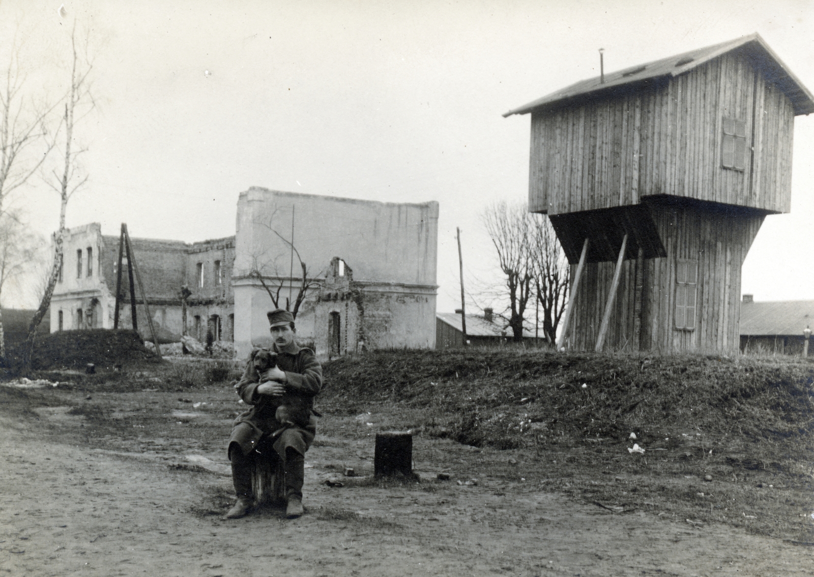 1916, Kellerné Alánt Andrea, vernacular architecture, soldier, dog, sitting on lap, Fortepan #223802