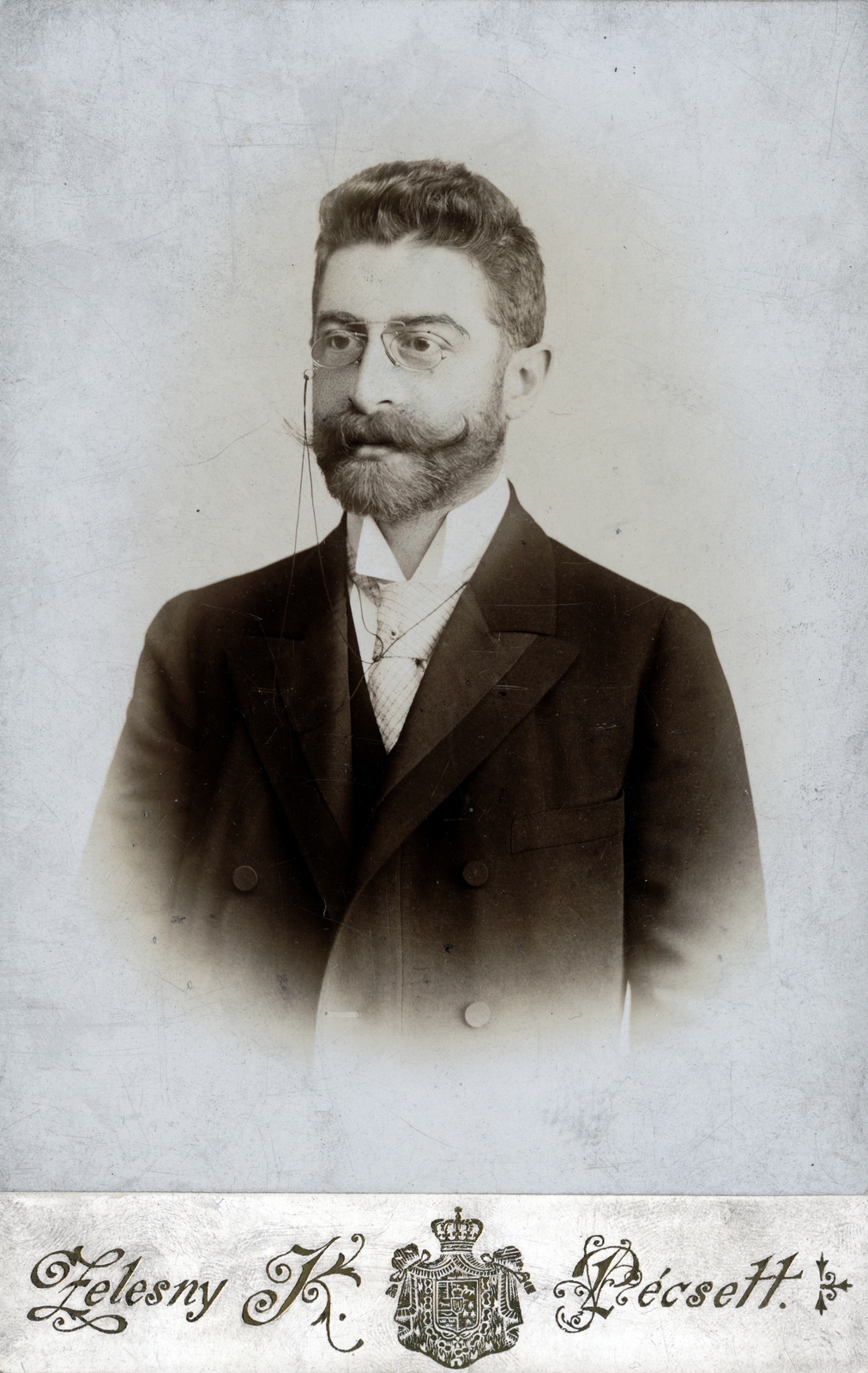 1900, Margitta Nóra, portré, bajusz, zakó, okuláré, Fortepan #223938