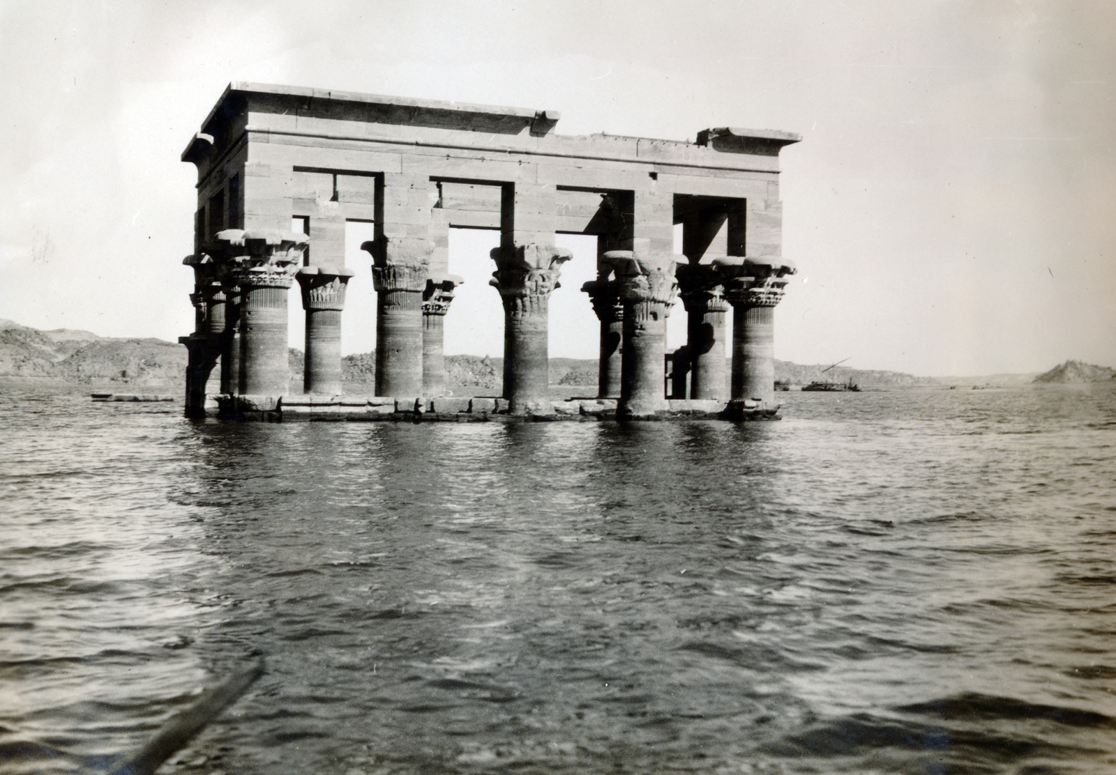 Egypt, Philae, Traianus-kioszk., 1928, Egri János, ruins, church, Fortepan #223980