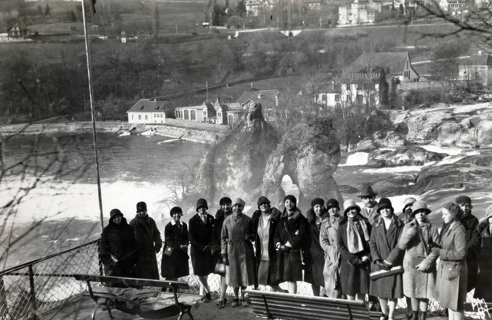 Svájc, Schaffhausen, Rajna vízesés., 1929, Kieselbach Tamás, csoportkép, nők, Fortepan #224083