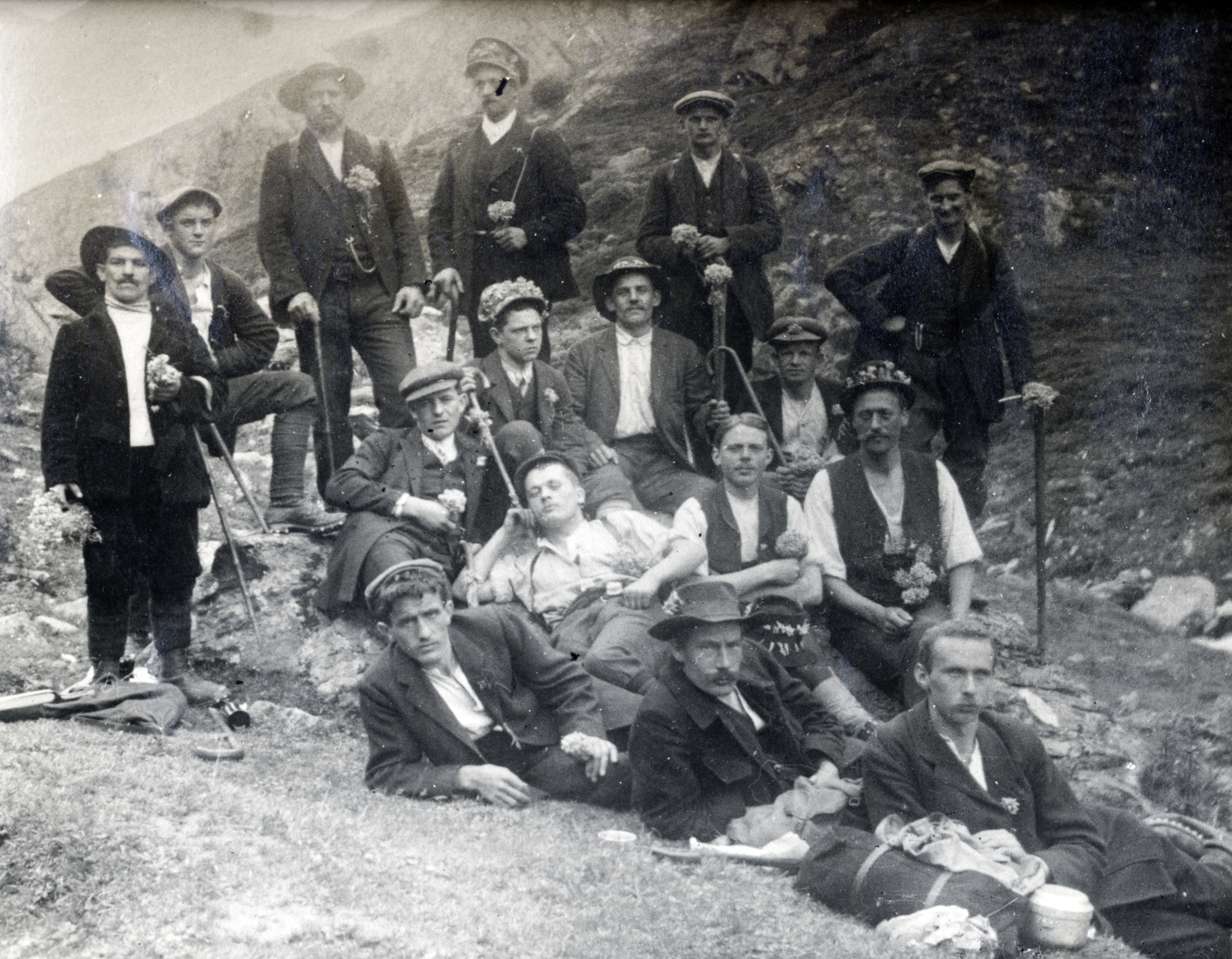 1912, Kellerné Alánt Andrea, tableau, men, watch chain, walking cane, Fortepan #224166