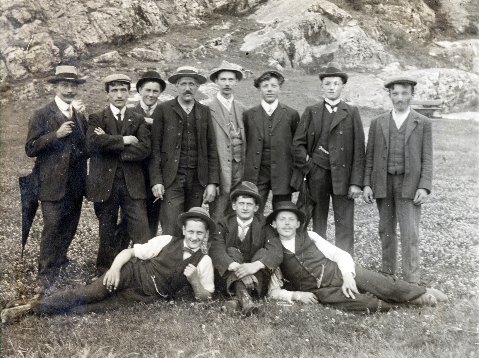 1912, Kellerné Alánt Andrea, csoportkép, férfiak, óralánc, Fortepan #224176