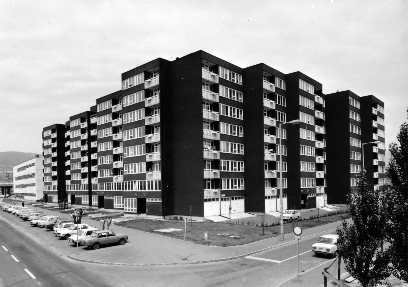 Hungary, Óbuda, Budapest III., balra Tavasz utca, jobbra a Híd utca melletti épületsor, a felvétel az Árpád híd lehajtójáról készült., 1984, Bertalan Ágnes, Budapest, Fortepan #224197
