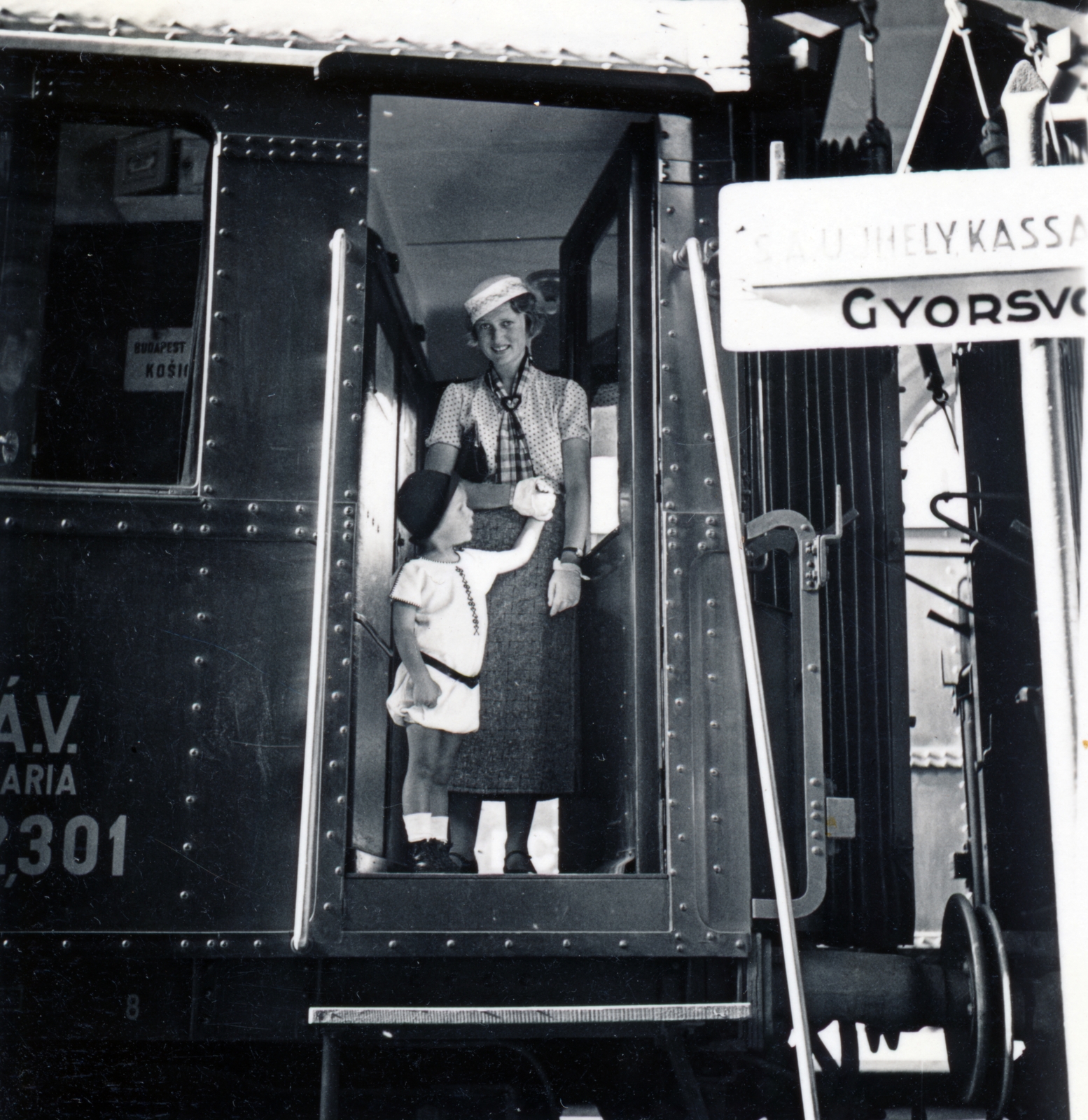 1936, Kieselbach Tamás, Best of, portrait, railway, Fortepan #224255