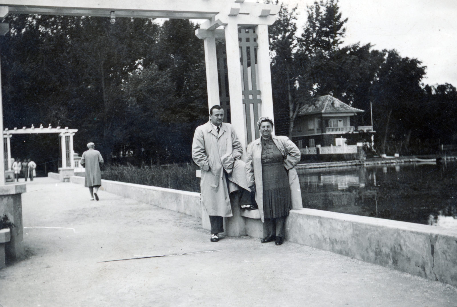 Hungary, Balatonalmádi, kikötő., 1940, Kovács Györgyi, portrait, Fortepan #224467