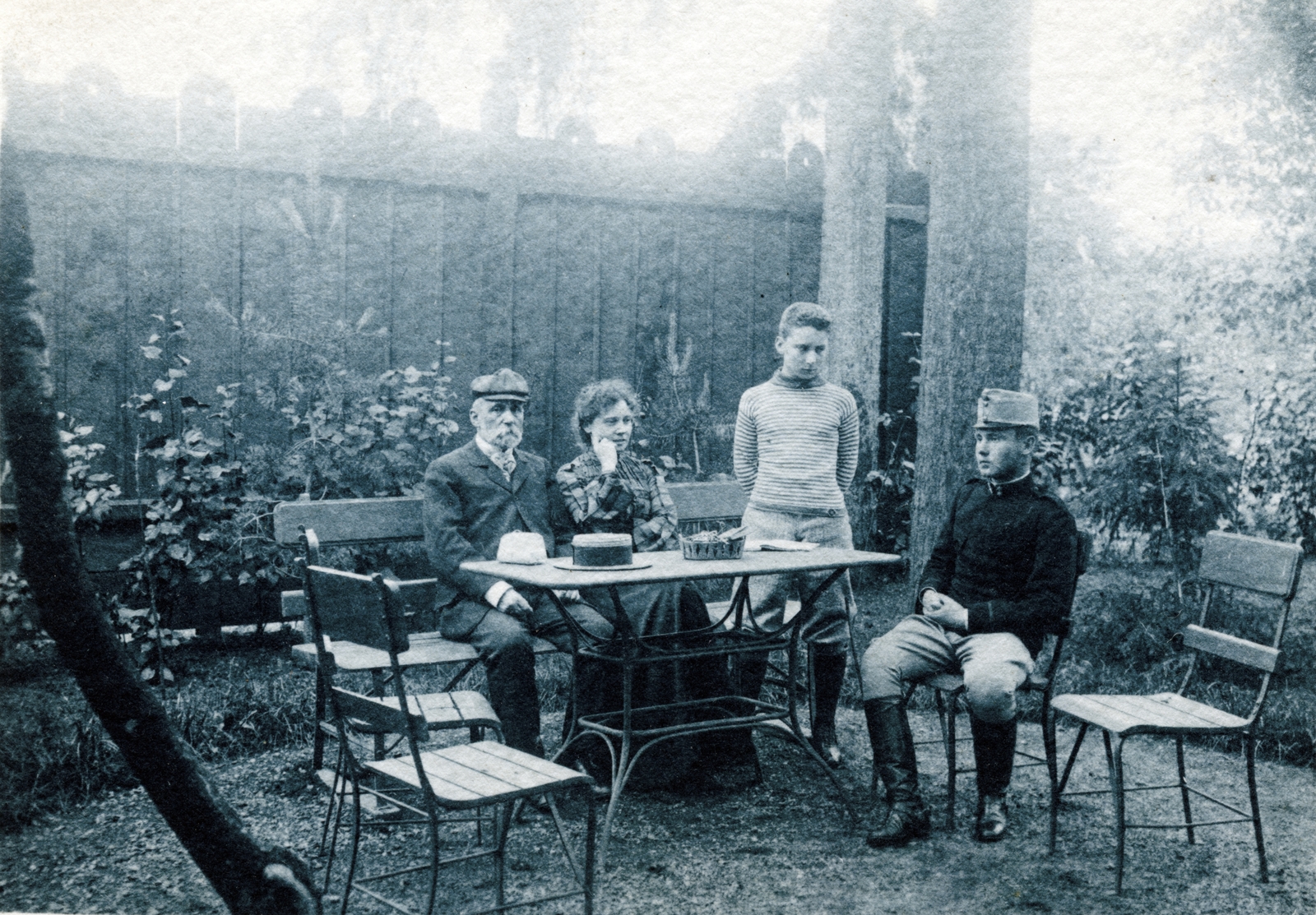 1906, Lechner hagyaték, family, soldier, hat on a table, garden furniture, Fortepan #224940