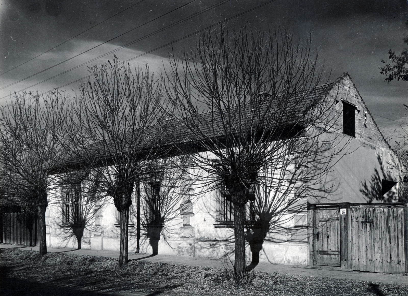 Hungary, Szarvas, Vasút utca 28., 1951, Vincent Till Baumgartner, house, alley, Fortepan #225123