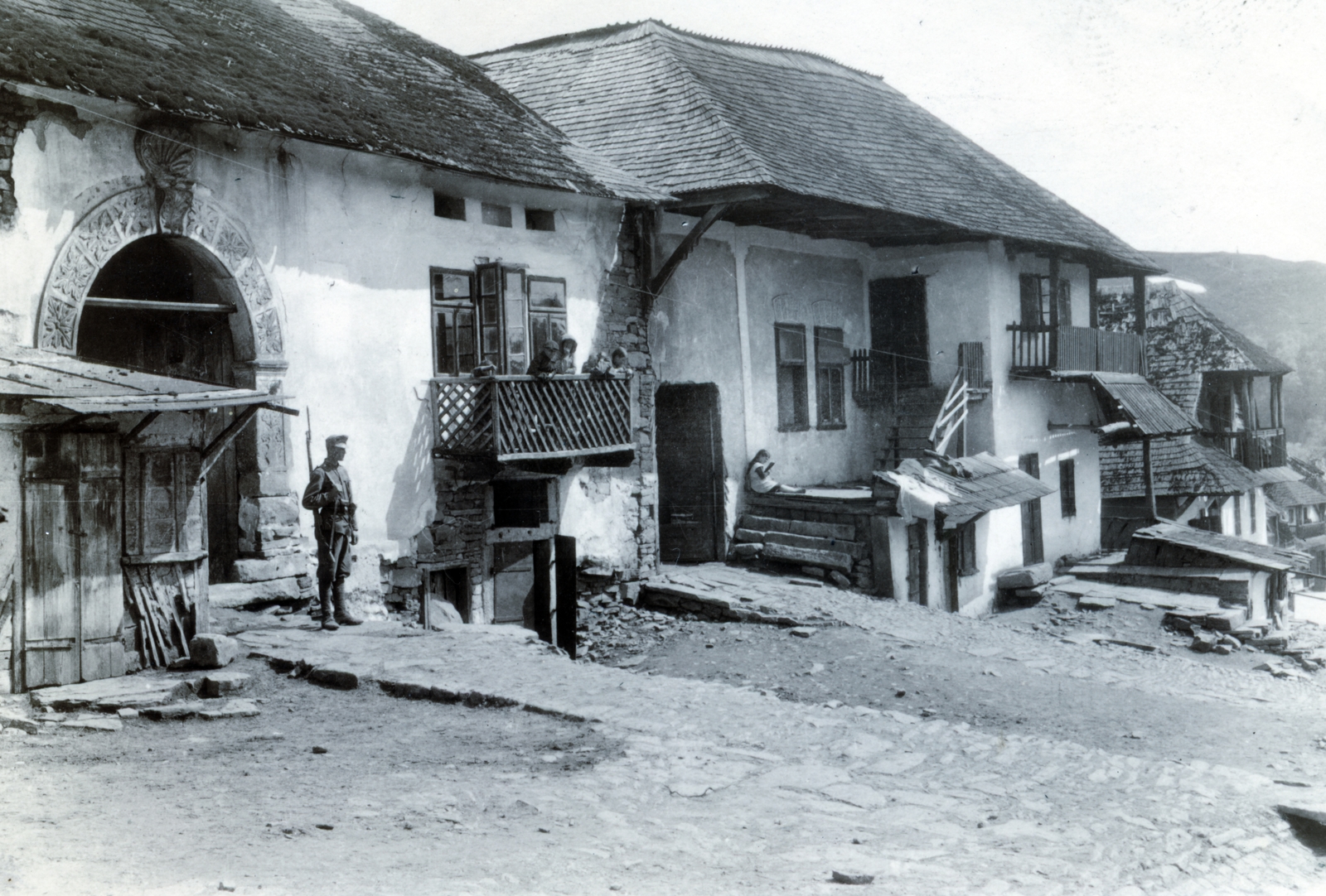 Ukraine, 1918, Vincent Till Baumgartner, guard, vernacular architecture, Fortepan #225266
