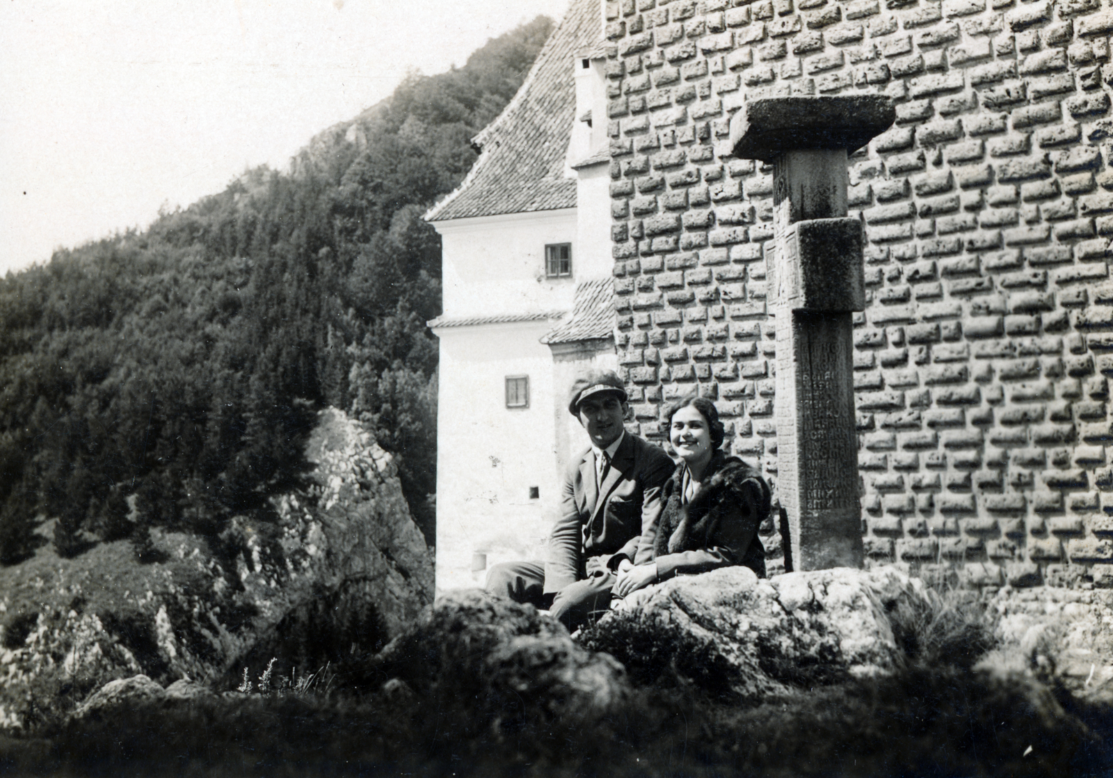Romania,Transylvania, Bran, "Drakula" kastély., 1926, Vincent Till Baumgartner, man and woman, Fortepan #225460