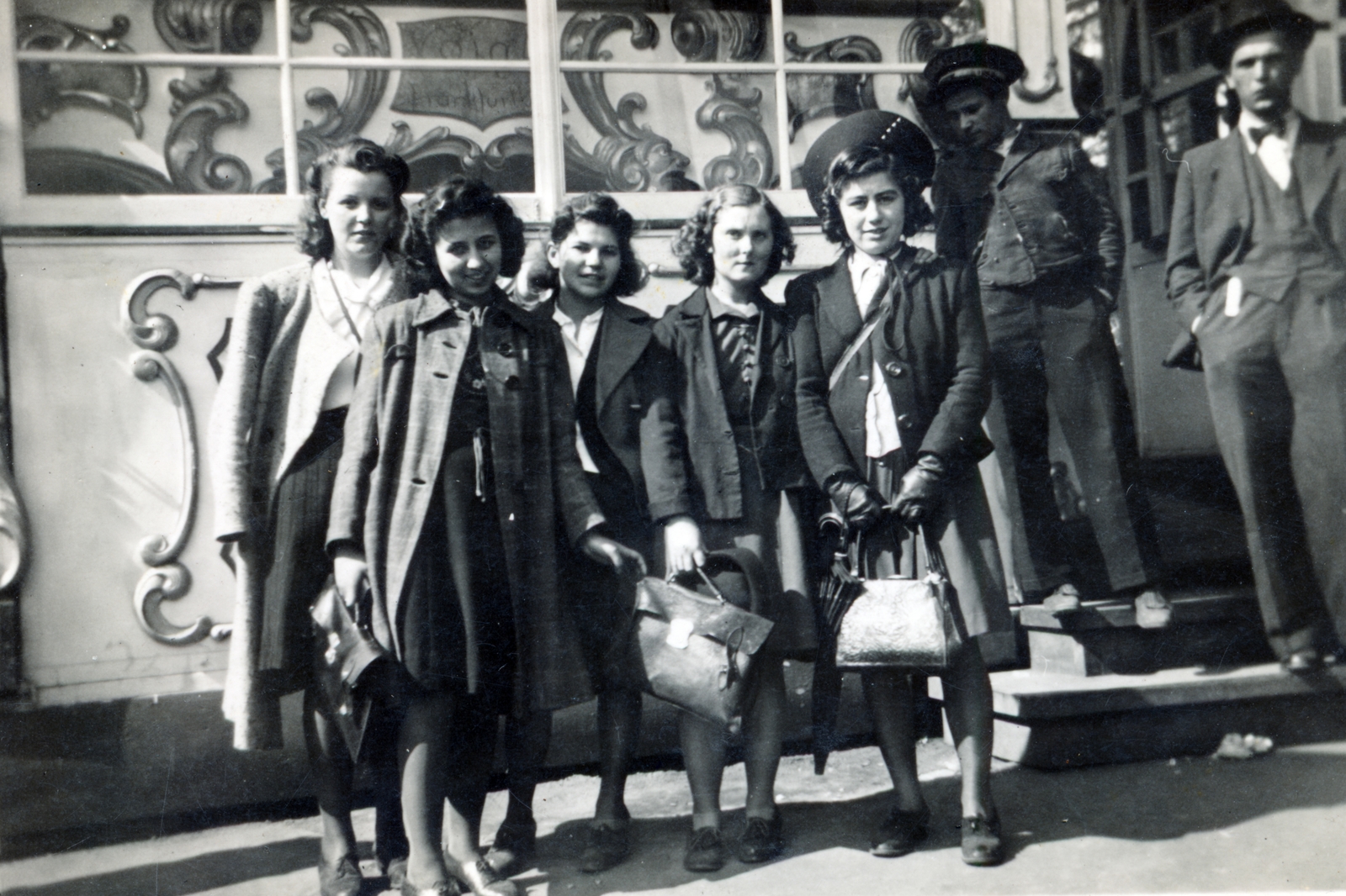 1941, Vincent Till Baumgartner, csoportkép, lányok, retikül, aktatáska, Fortepan #225526
