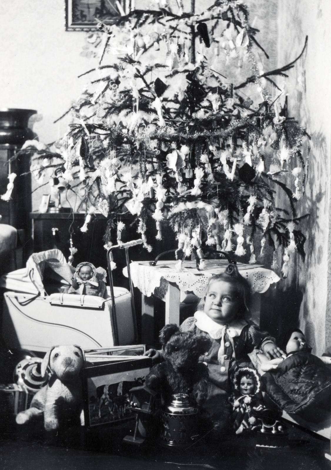1938, Csókay Ágnes, girl, toy doll, present, christmas tree, Fortepan #226193