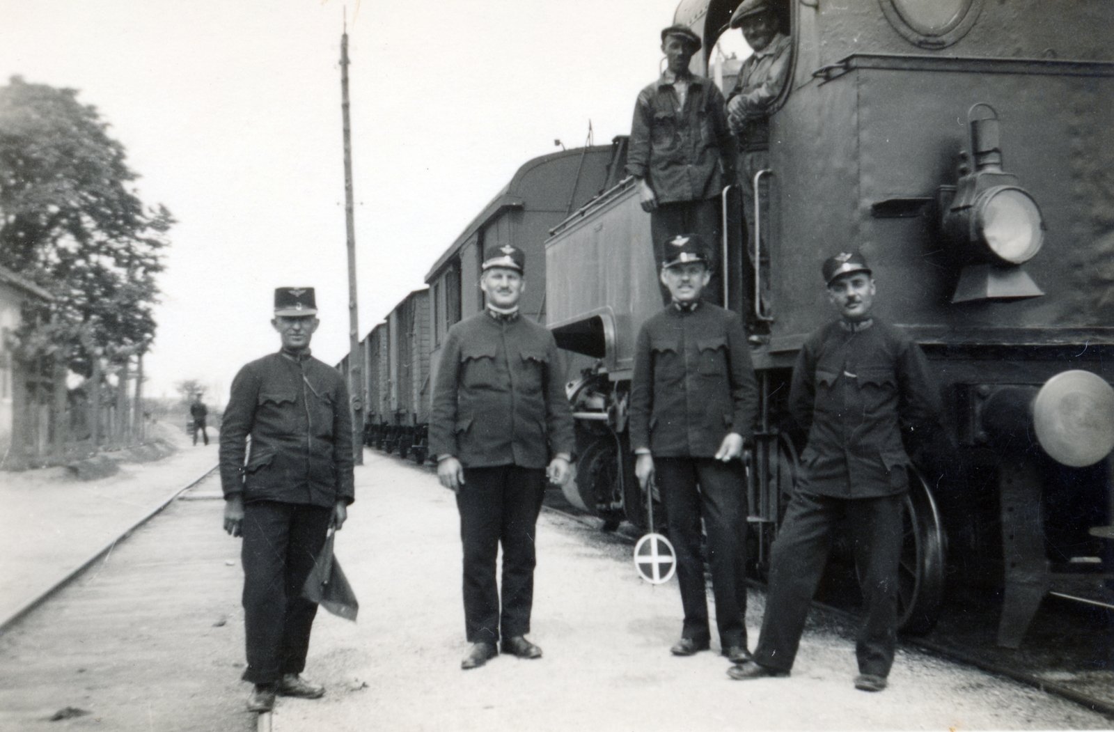 1934, Fóris Gábor / Vastagh Miklós hagyatéka, tableau, railroader, train, steam locomotive, Fortepan #226338