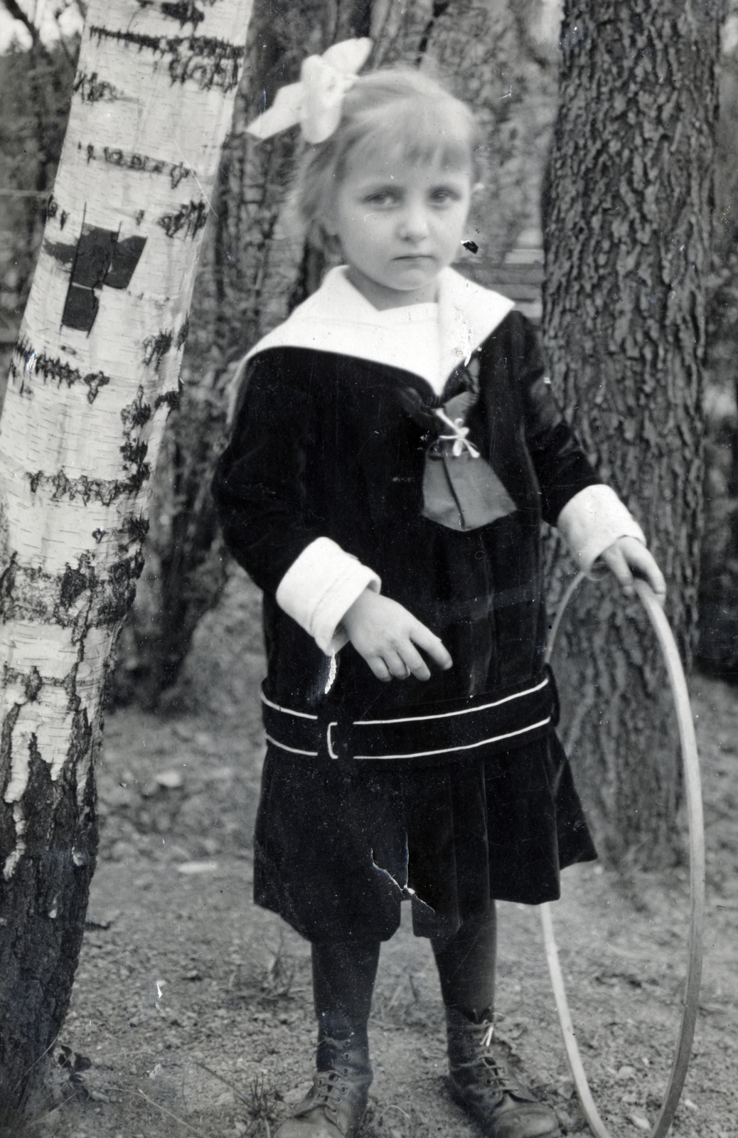 Hungary, 1924, Alföldy Mari, girl, portrait, girl, ribbon, Fortepan #226554