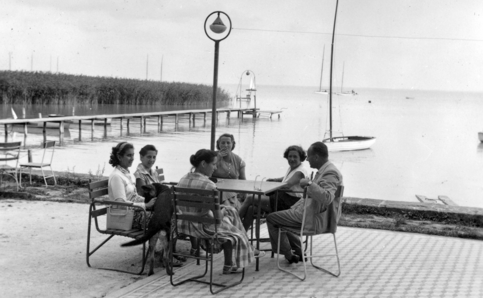 Hungary, Balatonalmádi, Balaton-part, vitorláskikötő., 1954, Alföldy Mari, pier, Lake Balaton, Fortepan #226555