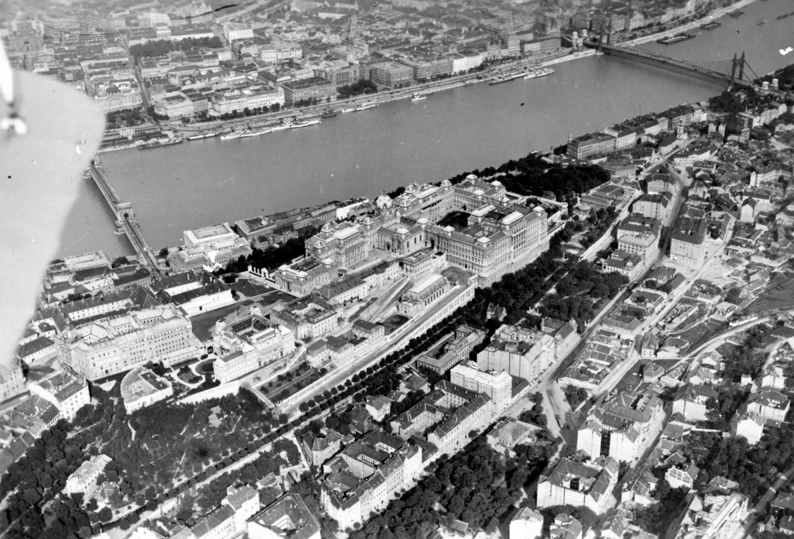 Hungary, Budapest, légifotó, központban a budai Vár., 1930, Zainkó Géza, aerial photo, picture, bird's eye view, Fortepan #22679