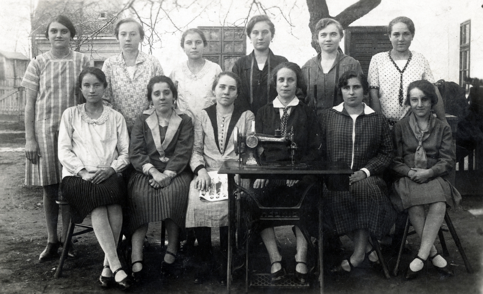 Magyarország, Szabadbattyán, 1929, Reichardt Nóra, csoportkép, Fortepan #227019