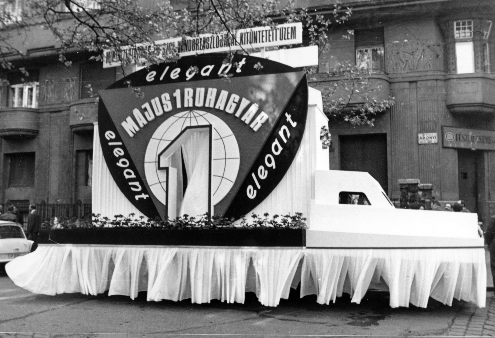 1970, Vízkelety László, ad truck, textile industry, Fortepan #227303