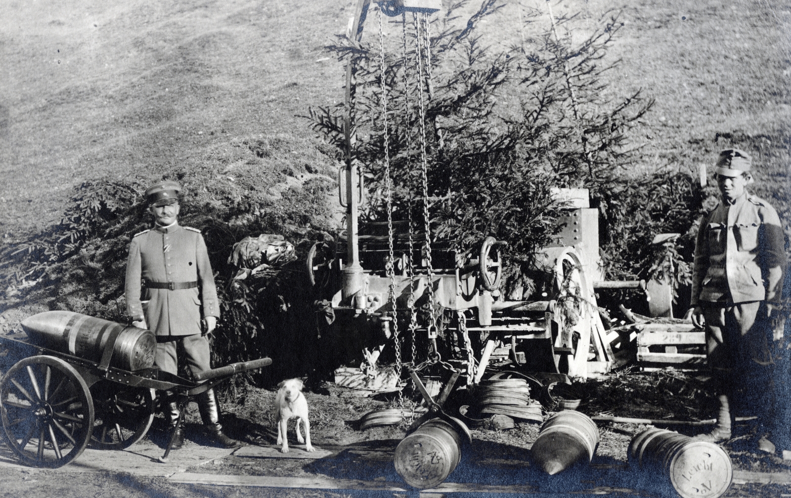 1916, Vízkelety László, First World War, ordnance, cannon, Skoda 30.5, ammunition, Fortepan #227313