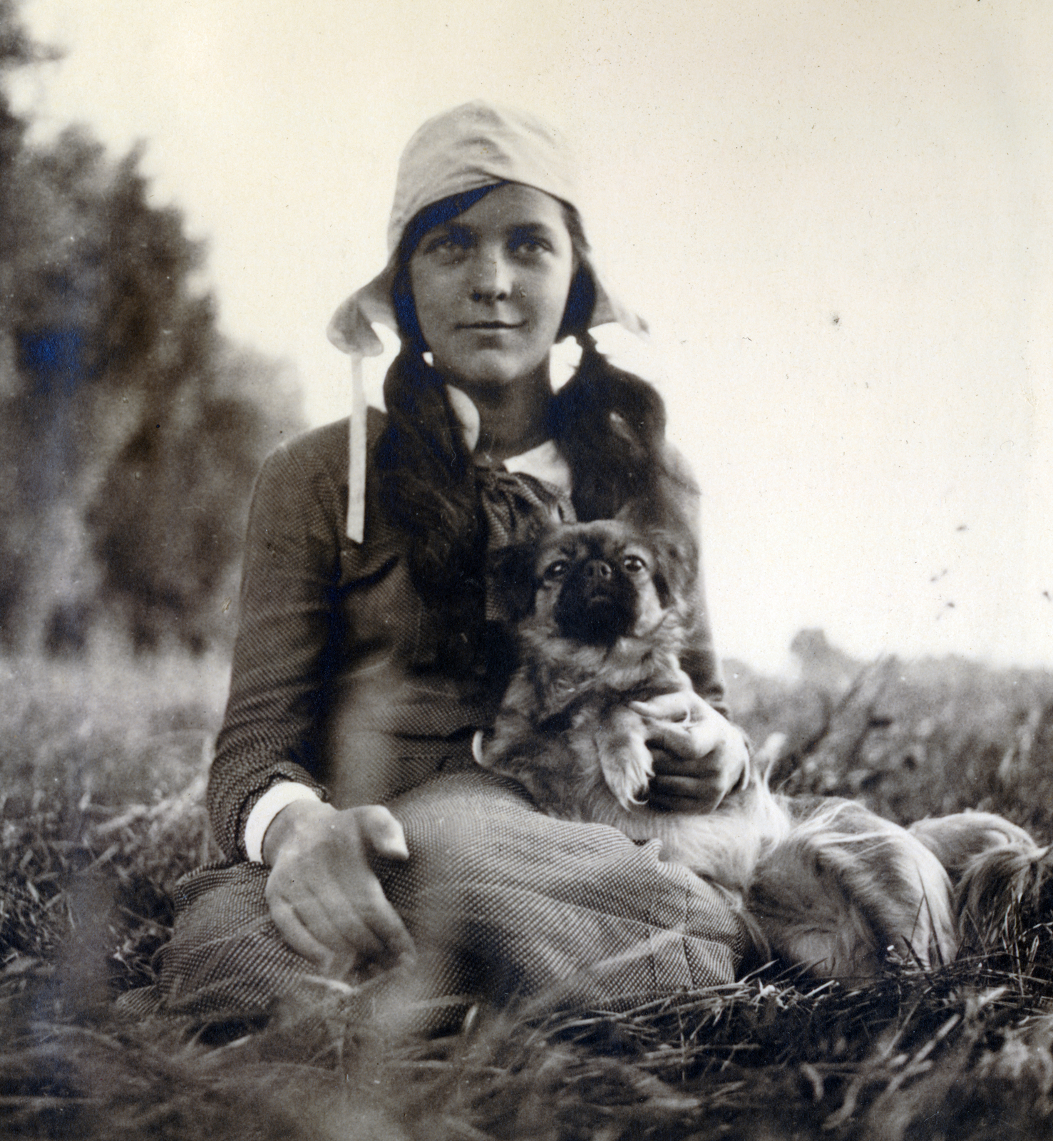 1930, Vízkelety László, girl, dog, sitting on lap, Fortepan #227412