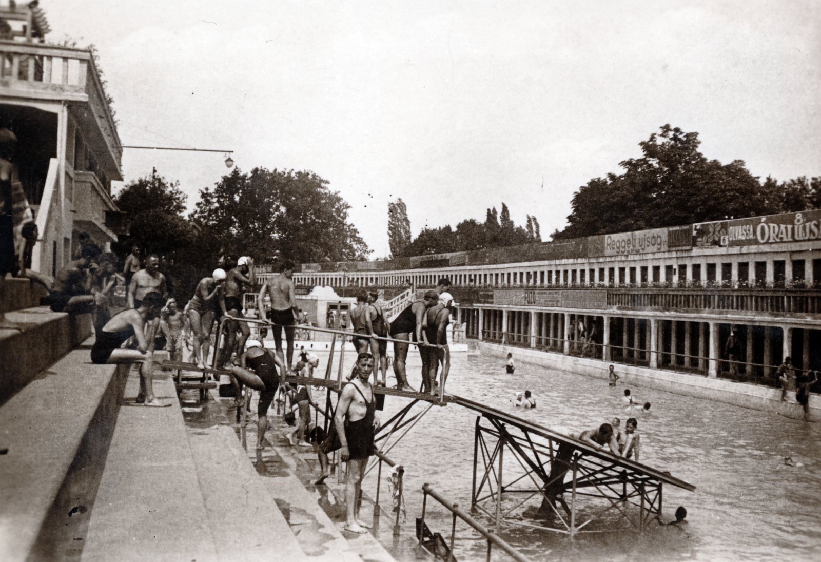 Hungary, Budapest III., Csillaghegyi strandfürdő., 1936, Vízkelety László, Budapest, Fortepan #227552