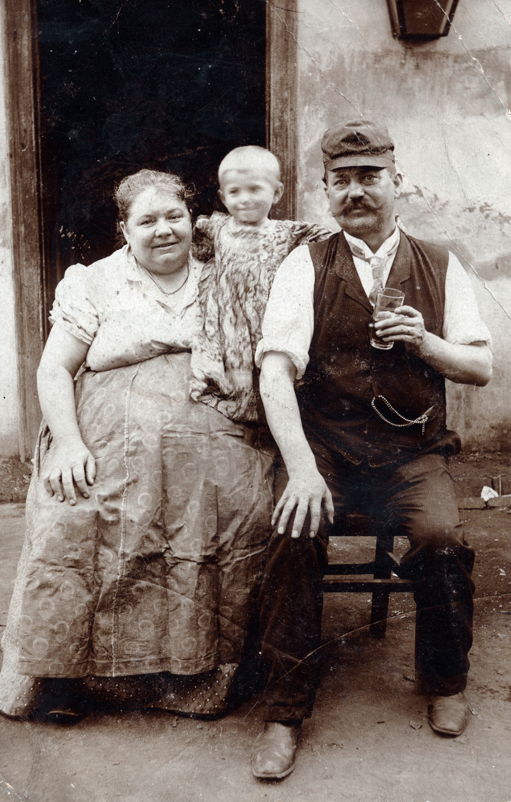 1918, Vízkelety László, three people, kid, Fortepan #227572