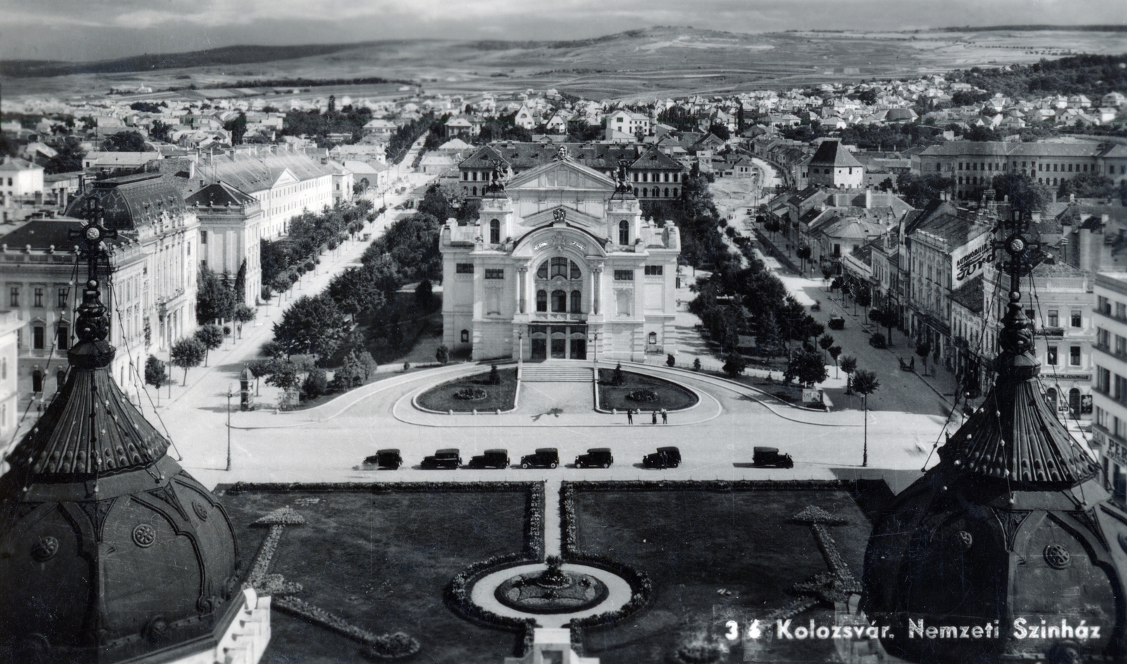 Romania,Transylvania, Cluj-Napoca, kilátás az Ortodox katedrálisról a Nemzeti Sznház felé., 1942, Ábrahám Katalin és László, Fortepan #228263