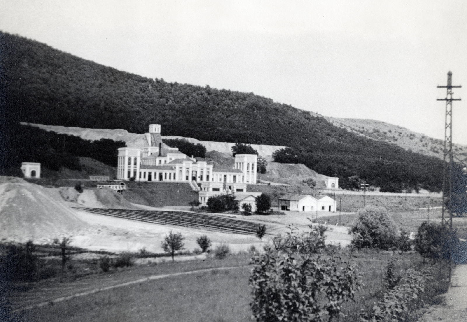 Magyarország, Recsk, Magyar Királyi Állami Mátrabánya, ércelőkészítő üzem a Lahóca-hegy oldalában., 1932, Flanek-Falvay-Kováts, Fortepan #229017