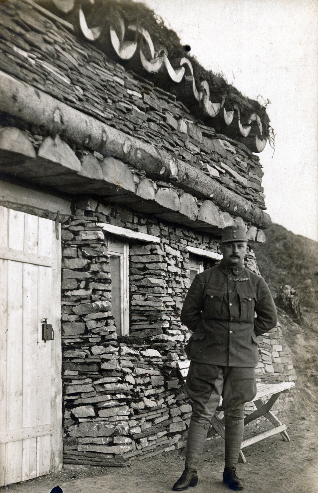 1915, Ábrahám Katalin és László, soldier, First World War, puttee, hands behind the back, Fortepan #229083