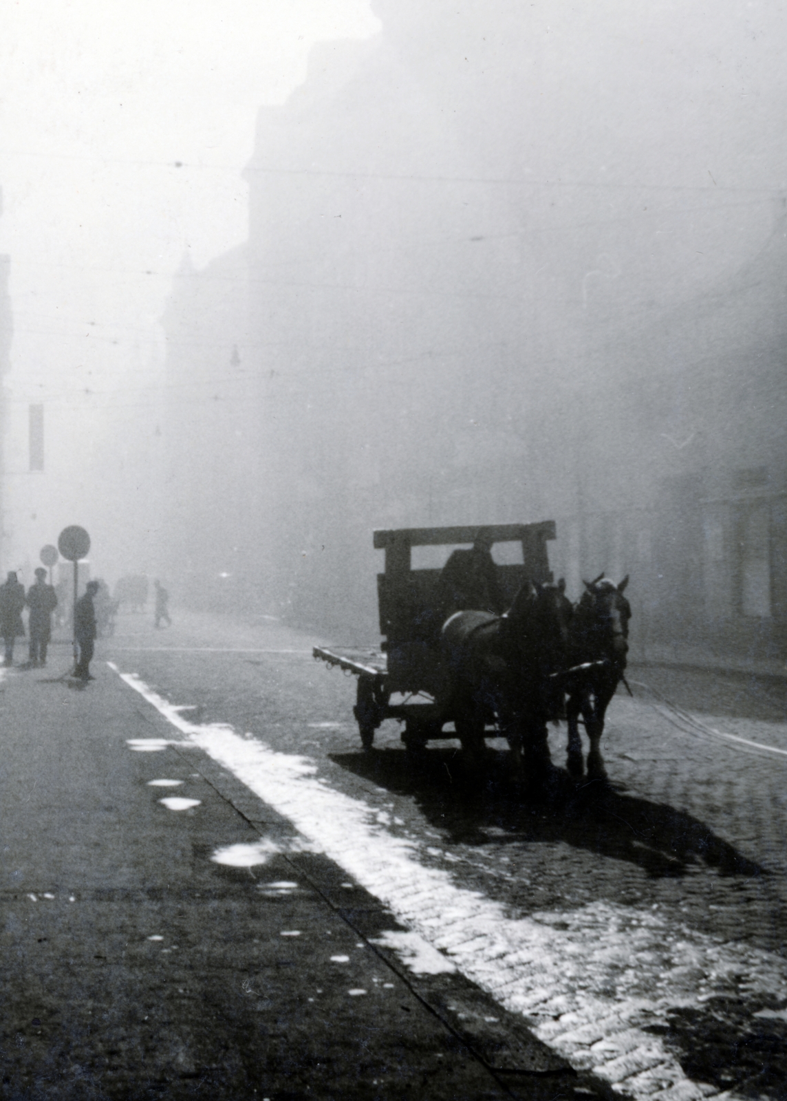 1944, Flanek-Falvay-Kováts, cobblestones, Horse-drawn carriage, pavement, Fortepan #229183