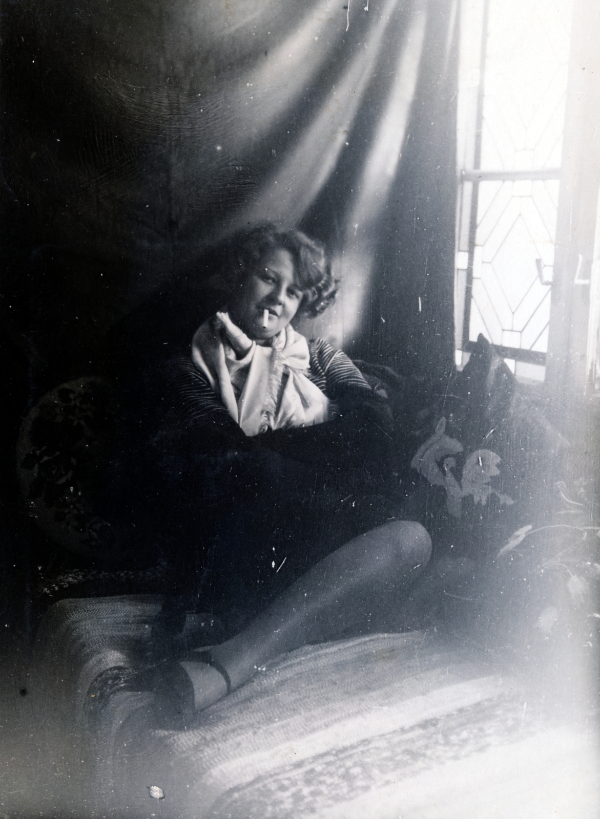 1934, Papp Éva, hölgy, erotika, fekhely, ellenfény, dohányzás, Fortepan #229264