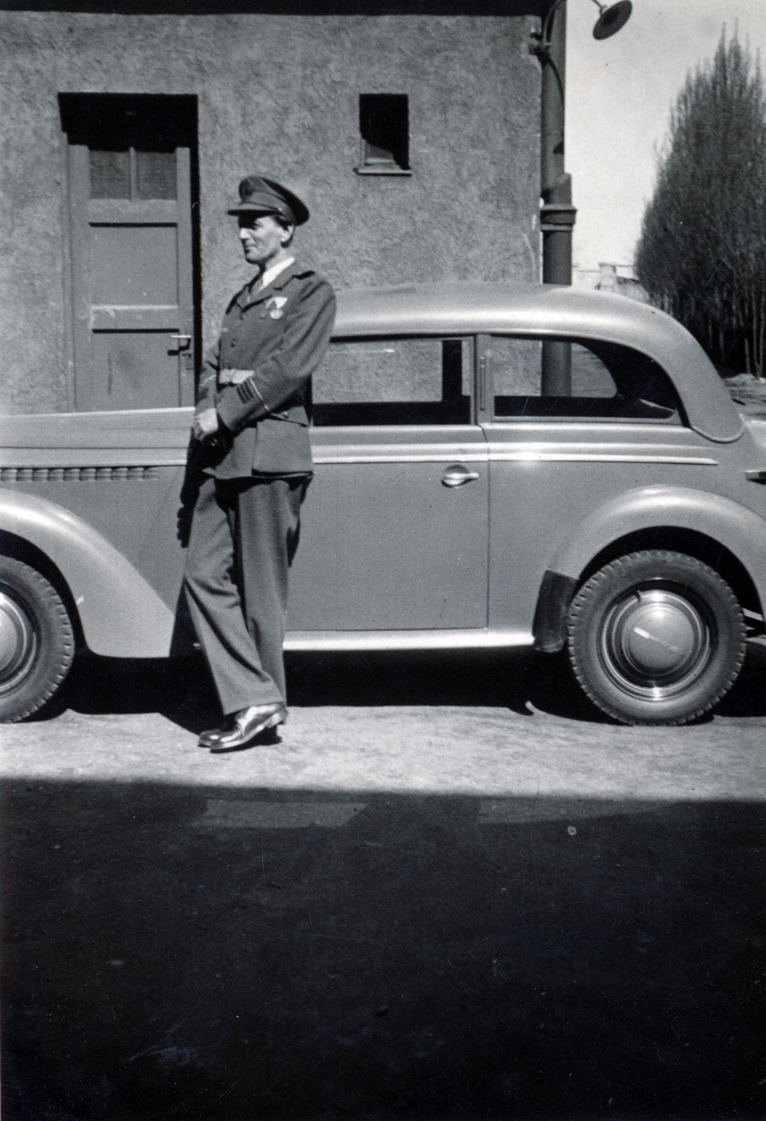 1937, Papp Éva, leaning, uniform, Fortepan #229301