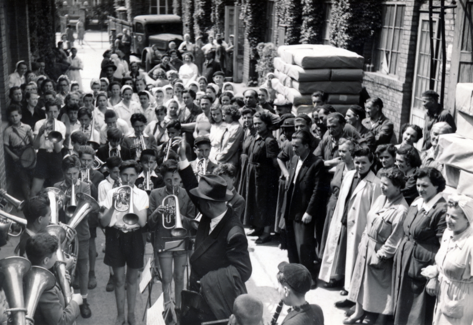 1954, Virág Judit, wind band, Fortepan #229403