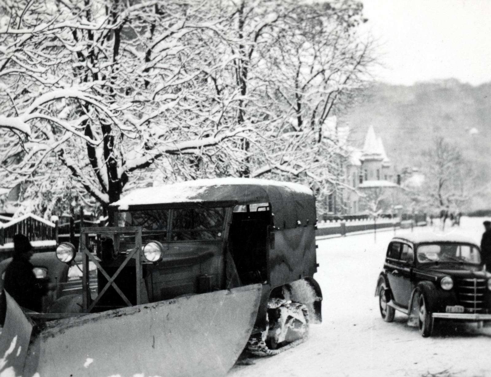 1940, Fucskár József Attiláné, snow plough, camouflage pattern, Polish brand, Fortepan #229579
